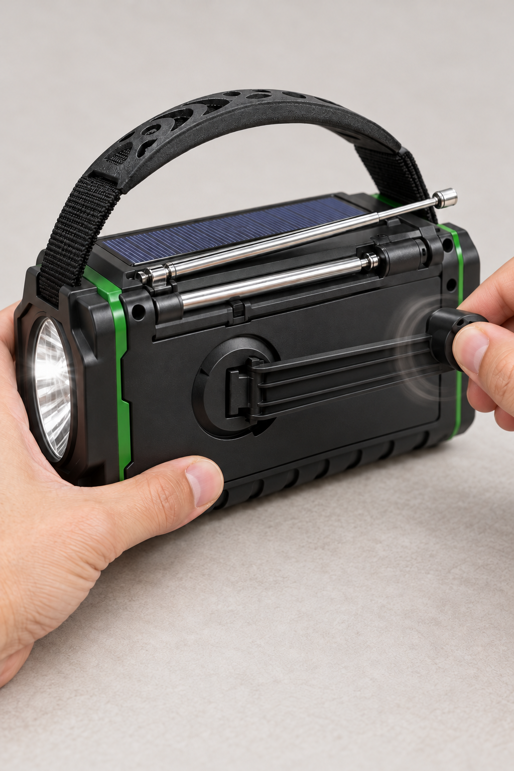 20 000 mAh nødradio med solcellepanel
